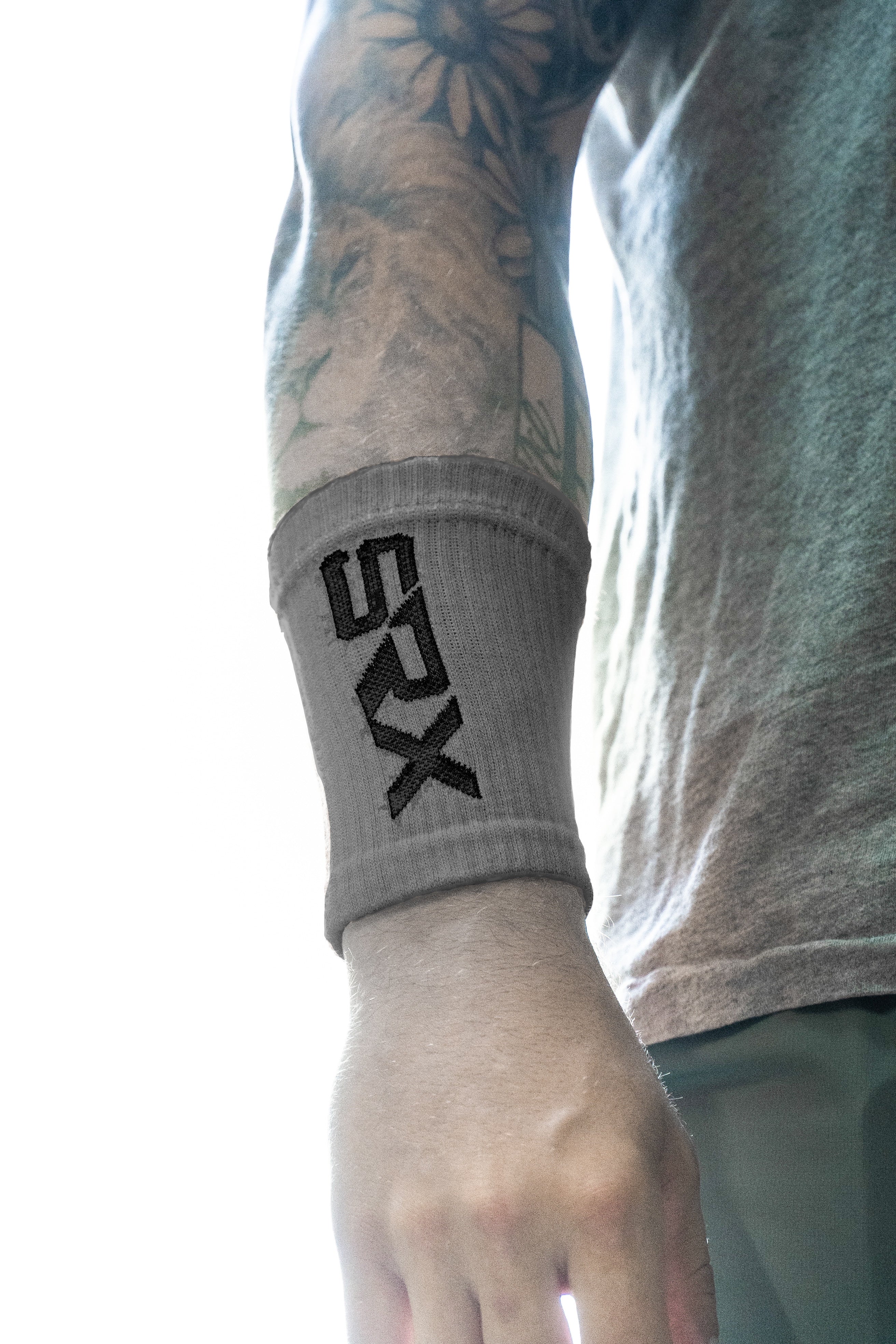 WRIST BANDS - HEATHER GREY